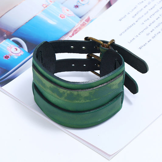 Armband in green genuine leather or skin