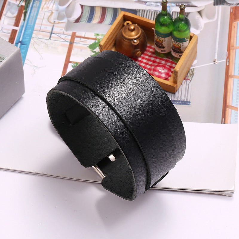 Armband in schwarzem echtem Leder