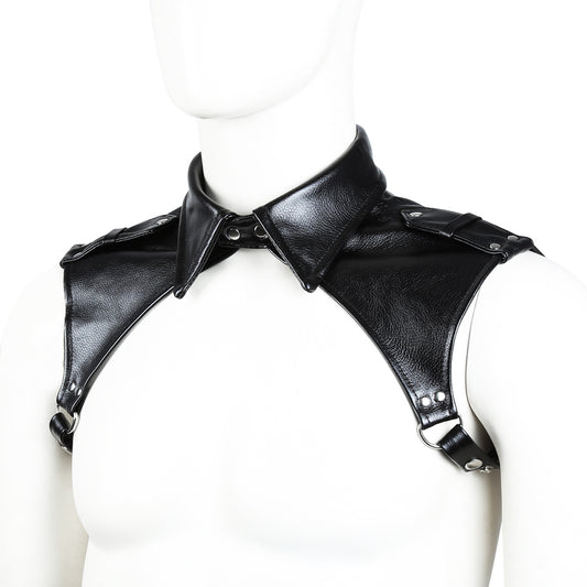 Harness with shoulder plates, black leather