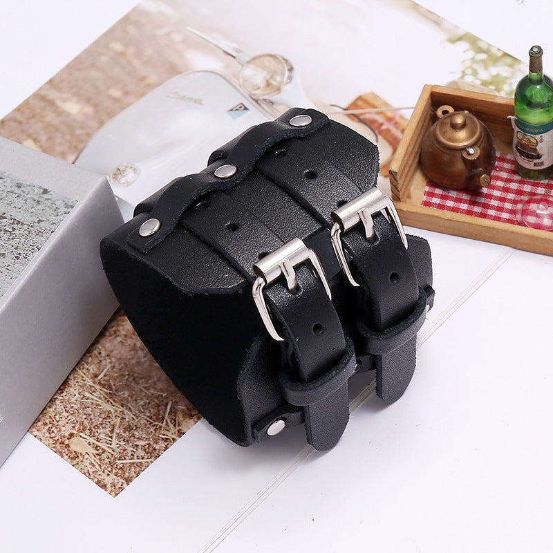 Armband in schwarzem echtem Leder oder Haut