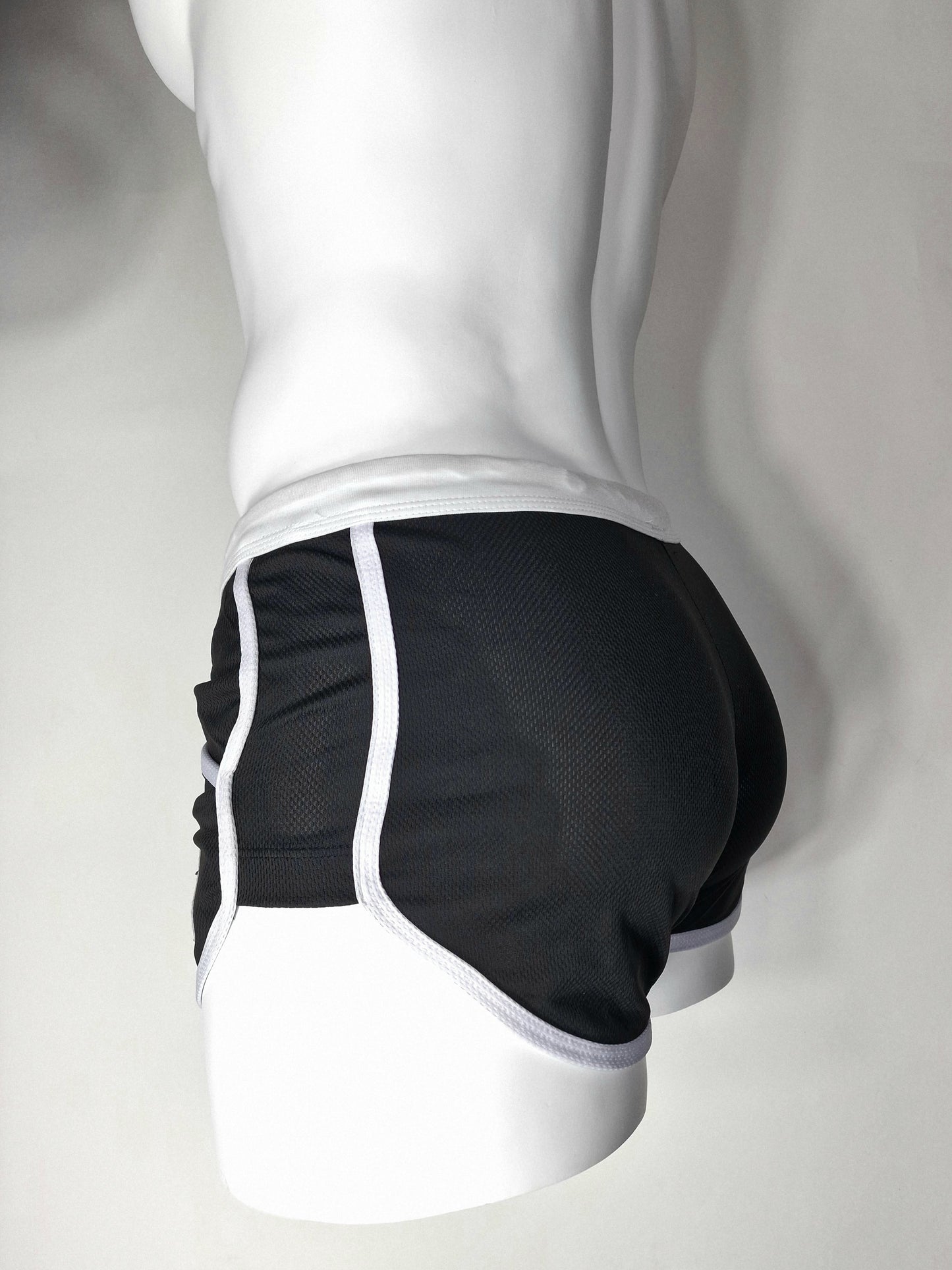 Shorts with "built-in" jockstrap - Black