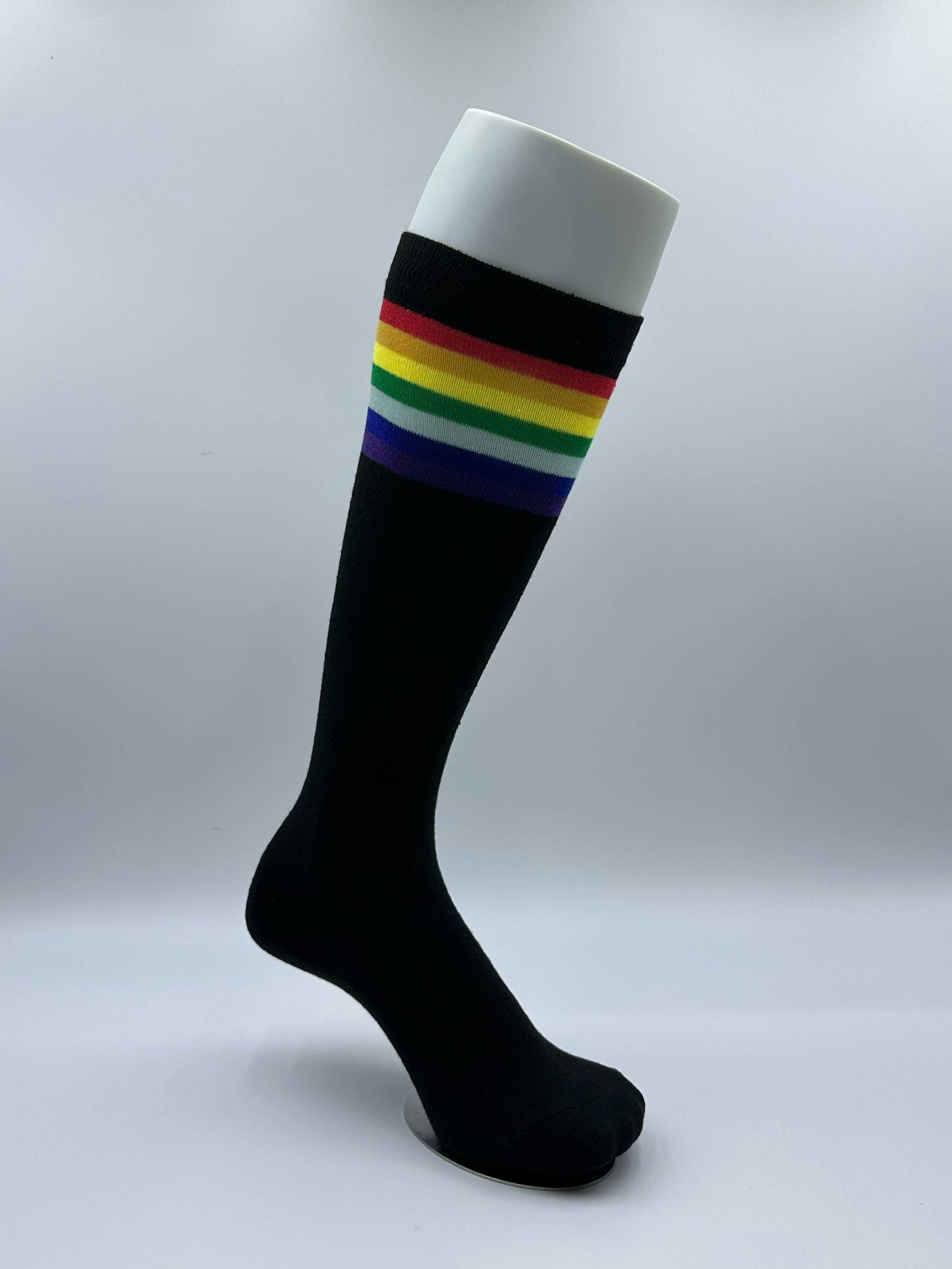 Kniehohe Socken, schwarze hohe Socken in Regenbogenfarben