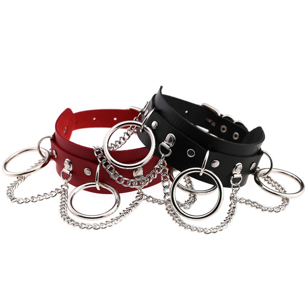 Choker, necklace with chains and rings