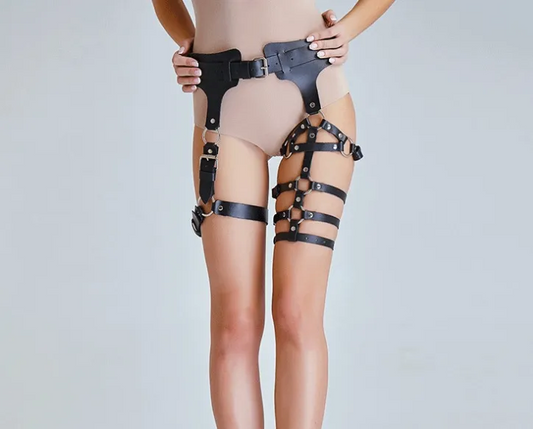 Harness for the legs, stay-up or suspenders in leather with many leather straps