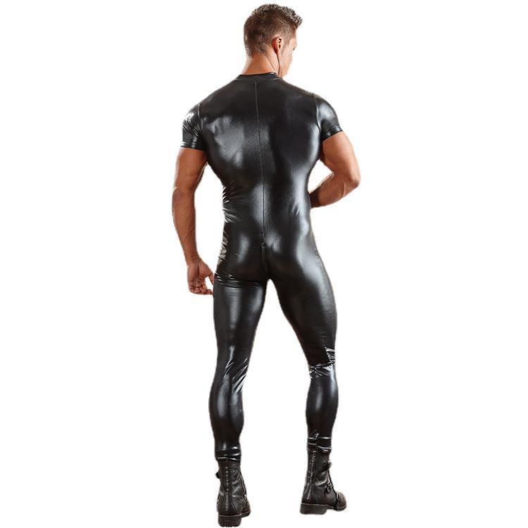 Entrante - traje de látex