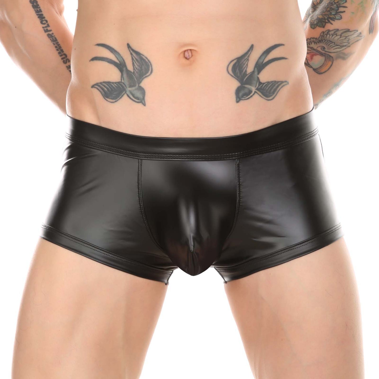 Black rubber shorts with thong and extreme lifting of the butt