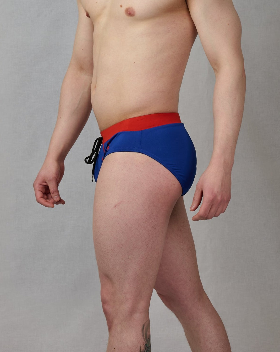 Badbyxor, swim speedos, blå röda med push up