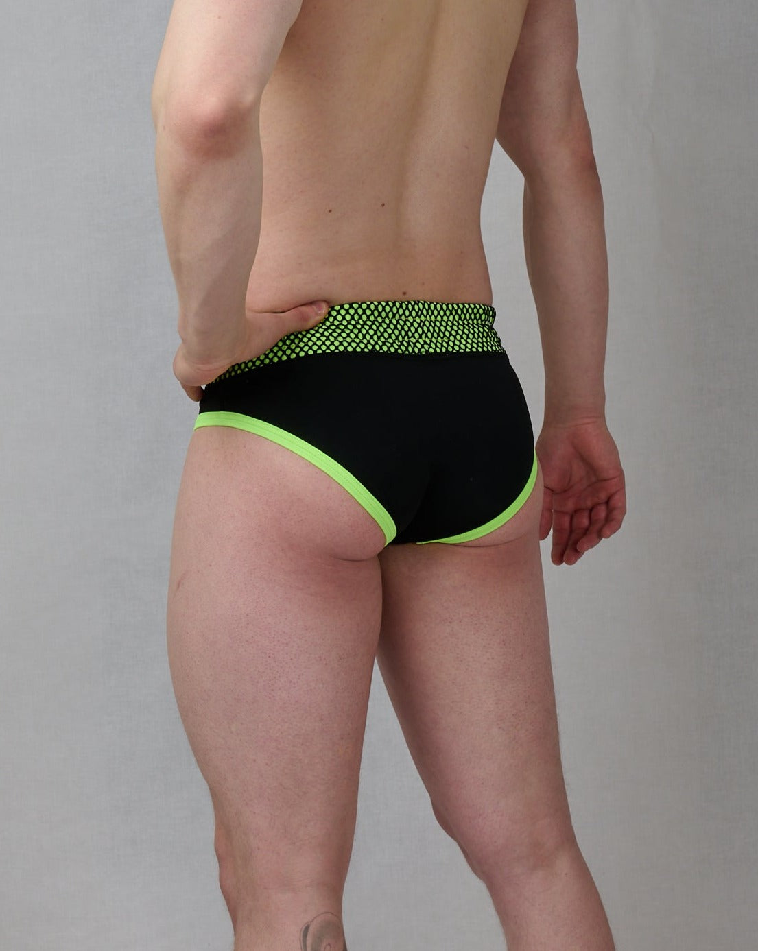 Bade-Tachos oder Badehosen mit Push-up