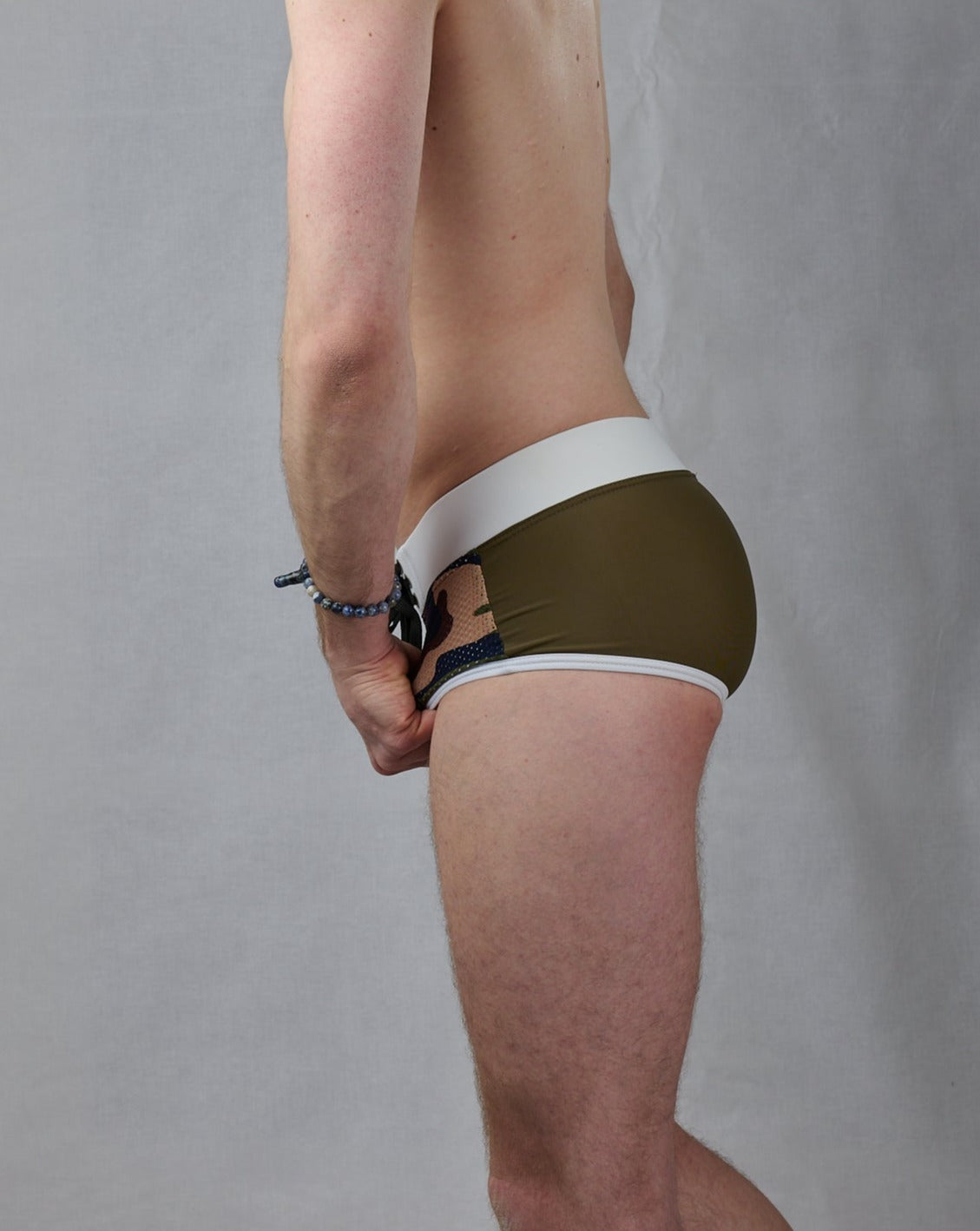 Badbyxor, cammo-färgade, swim trunk med push-up effekt