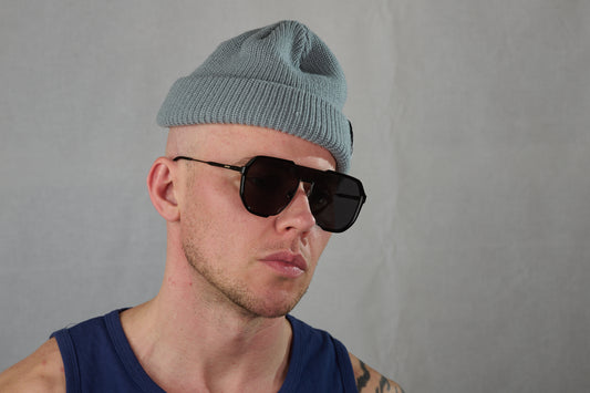 Solglasögon med polariserade mörka svarttintade glas. No.12*