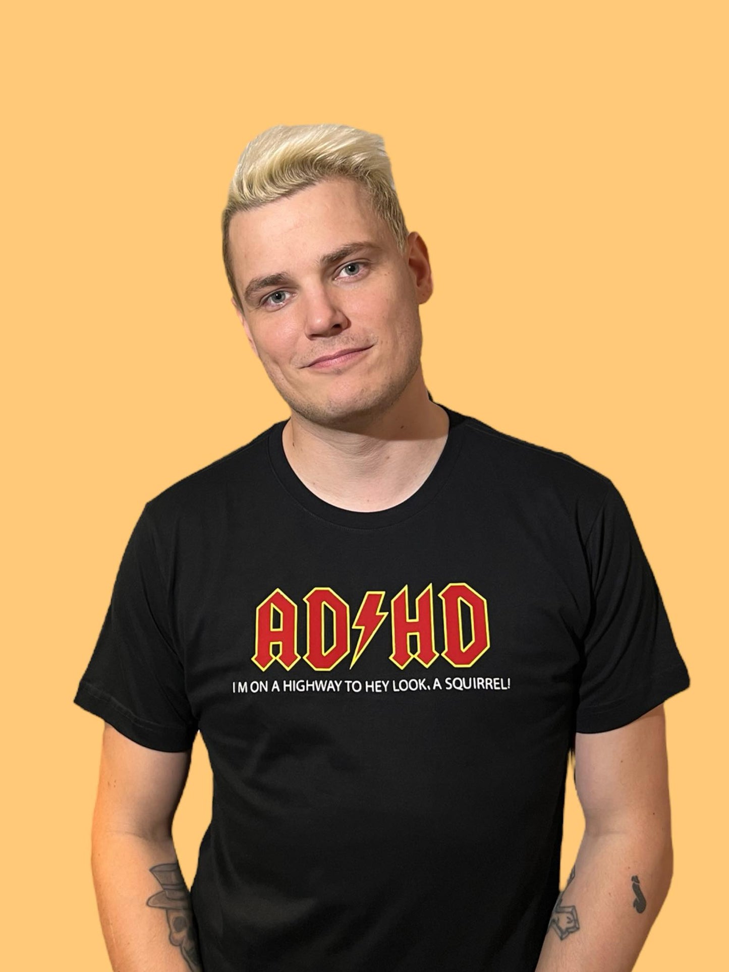 Camiseta con estampado AD/HD