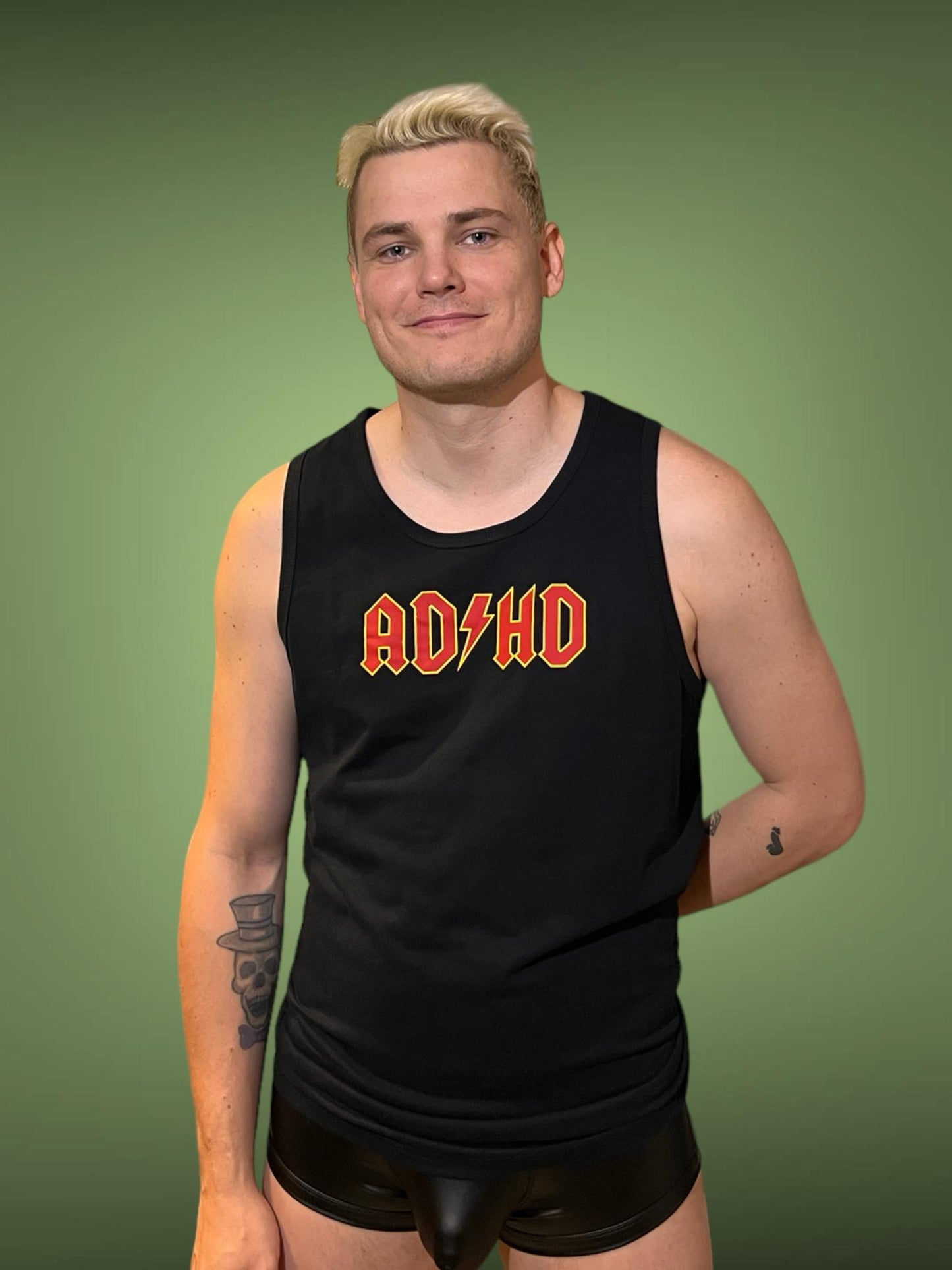 Camiseta con estampado AD/HD
