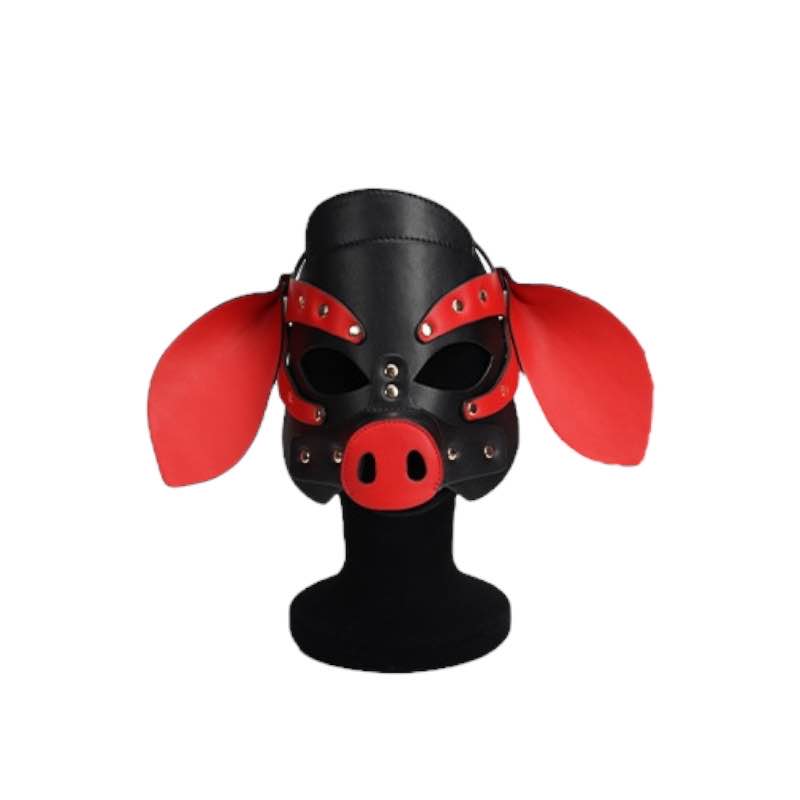 Mask, pig or pig