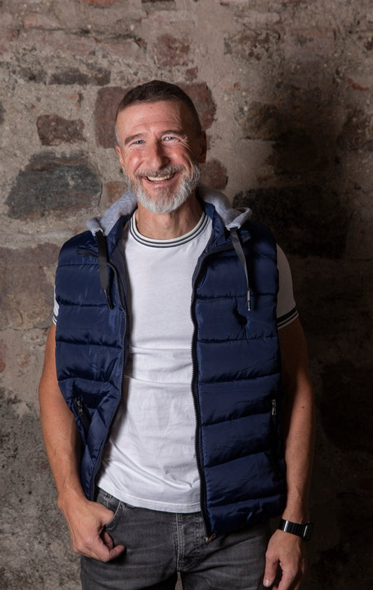 Down vest, navy with removable hood