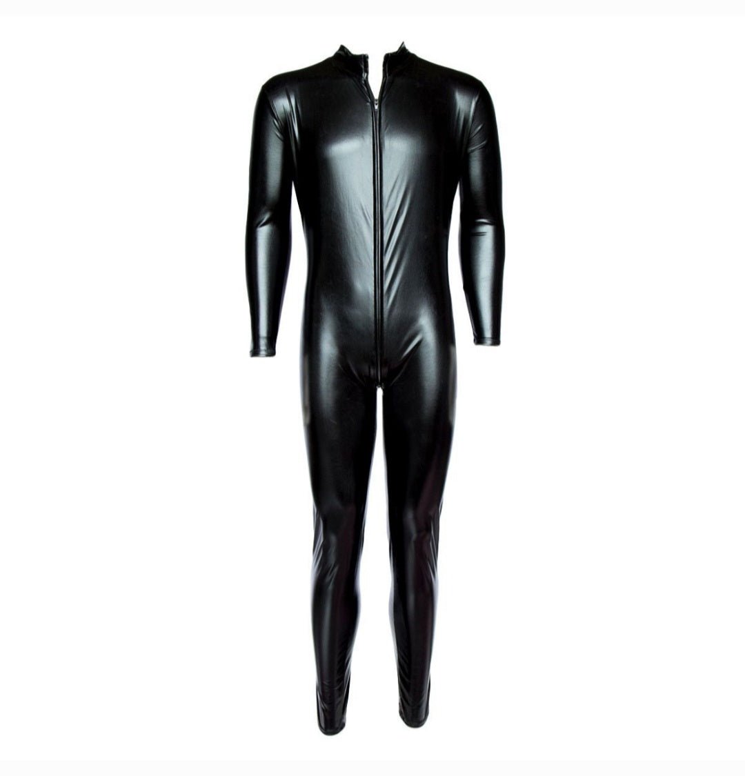 Lackdräkt eller jumpsuit i gummisyntet.