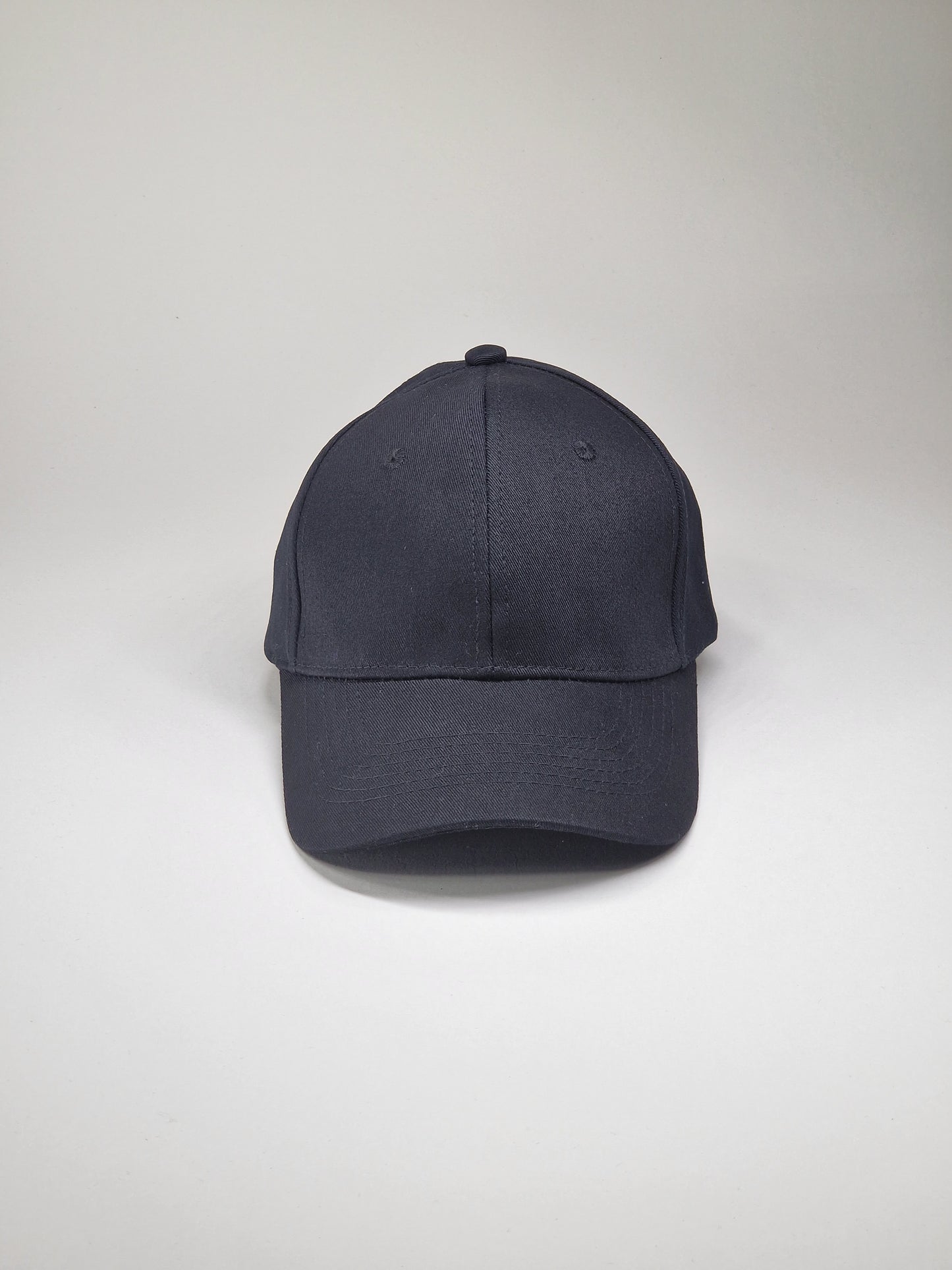 Gorra negra, elige sin o con estampado (Elige entre varios estampados)
