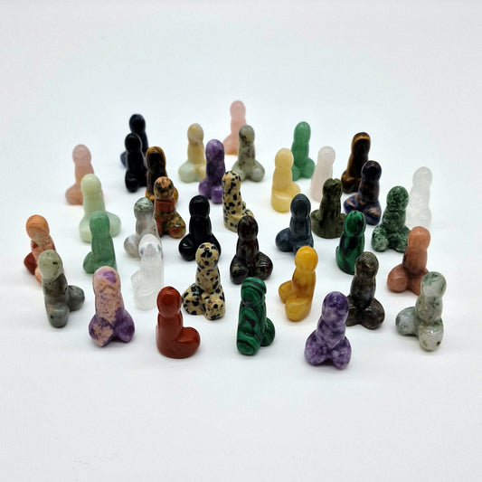 Stone or crystal dick or cock. The crystal is 2.5cm