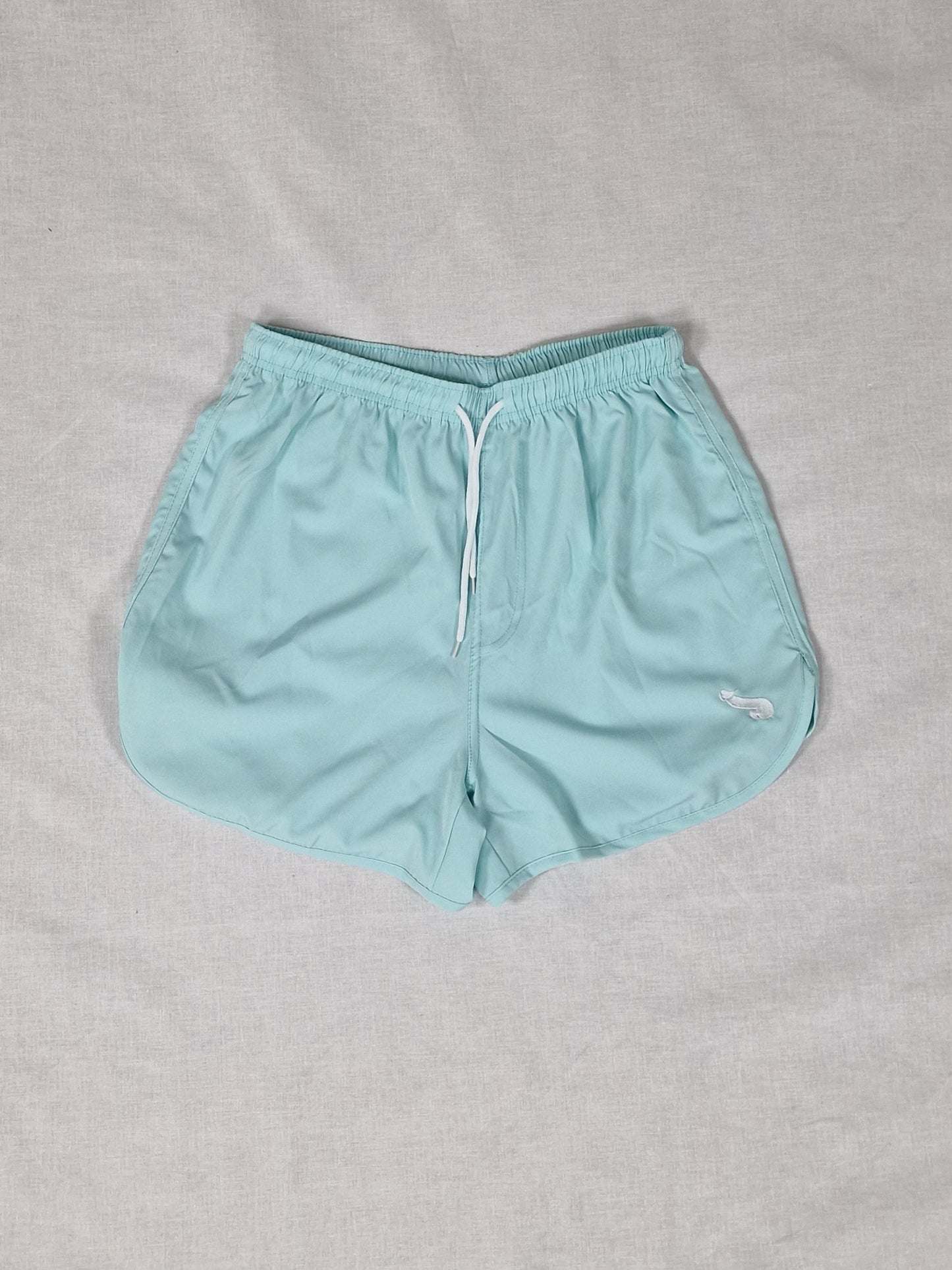 Pantalones cortos de hombre, ligeros y elegantes con un ajuste fantástico.