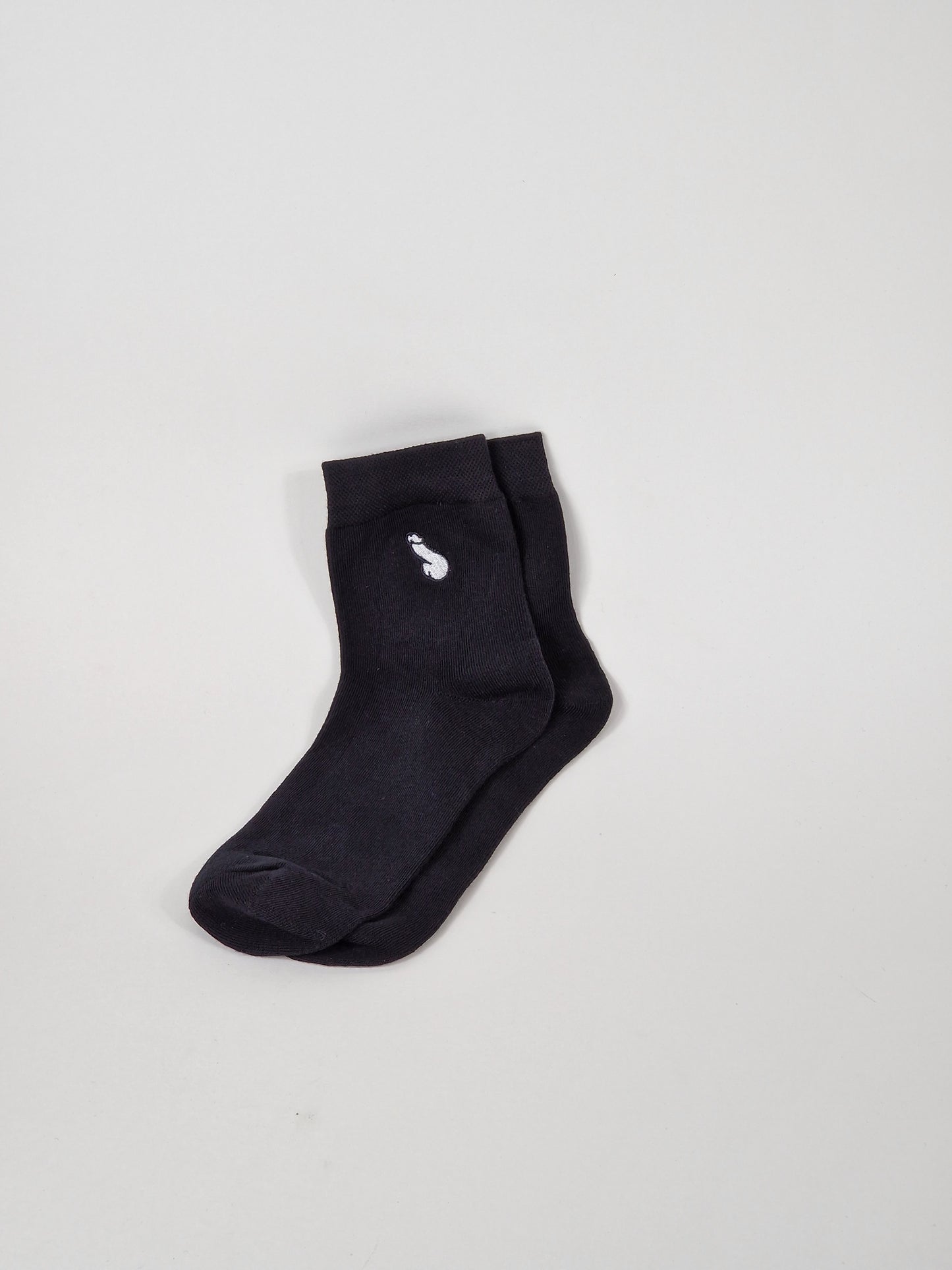 Schwarze Socken oder die Crew-Socke