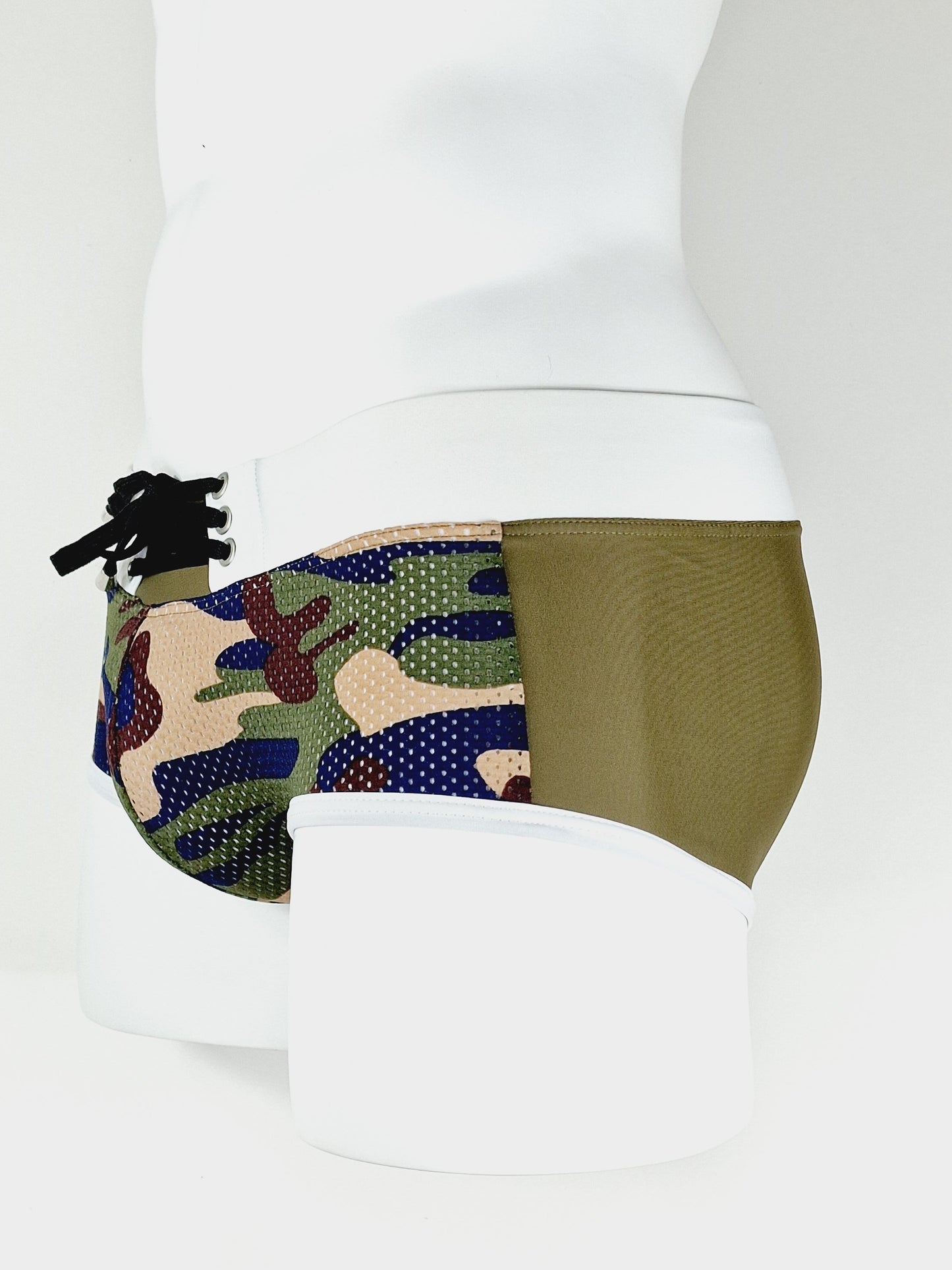 Swim trunk - Camo med push-up effekt, badbyxor