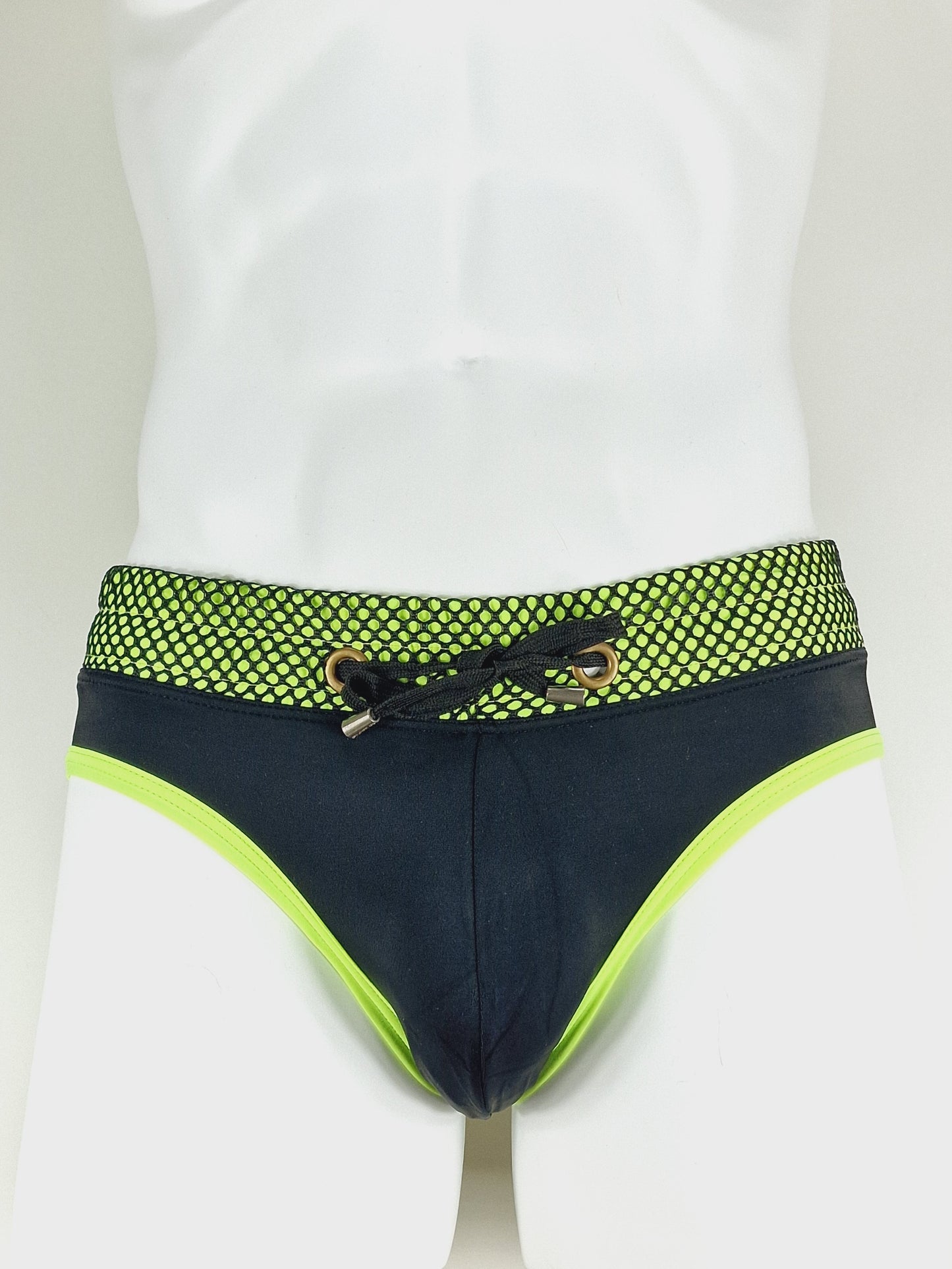 Swim brief - Svart, neongrön - Med push up
