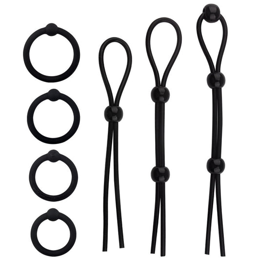 Kukring, pubisring eller penisring set med 4 ringar och cock straps i mycket mjuk silikon.