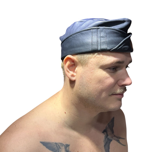 Garrison cap, båtmössa i svart läder