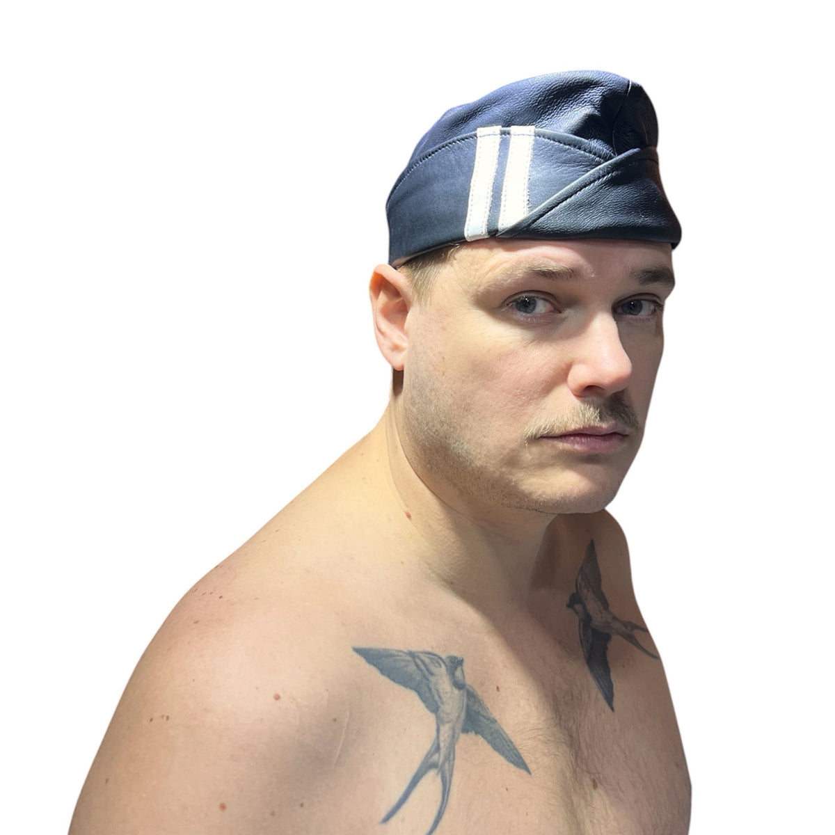 Garrison cap, båtmössa i svart och vitt läder