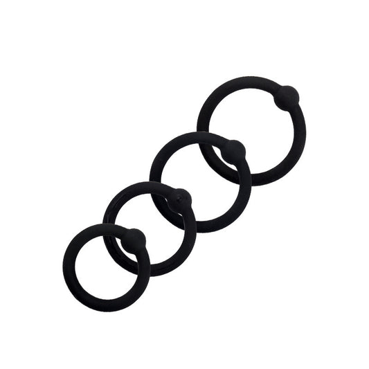 Kukring, pubisring eller penisring set med 4 ringar i mycket mjuk silikon.