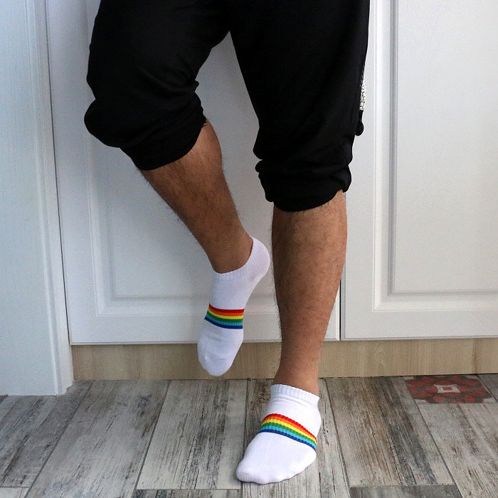 Crew-Socken in Pride-Farben, weiße, regenbogenfarbene Crew-Socken
