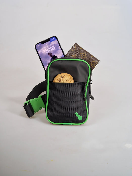 A stylish and practical bag, a unique chest bag.