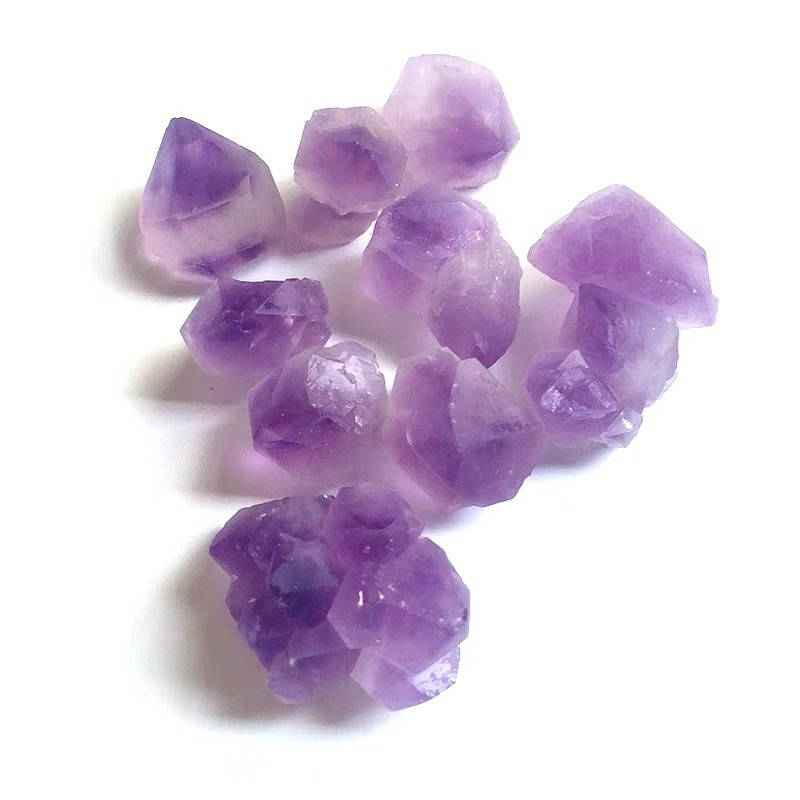 Cristales de flores de amatista púrpura