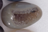 Tumlad agat kristallägg med geoder, 5-7 cm