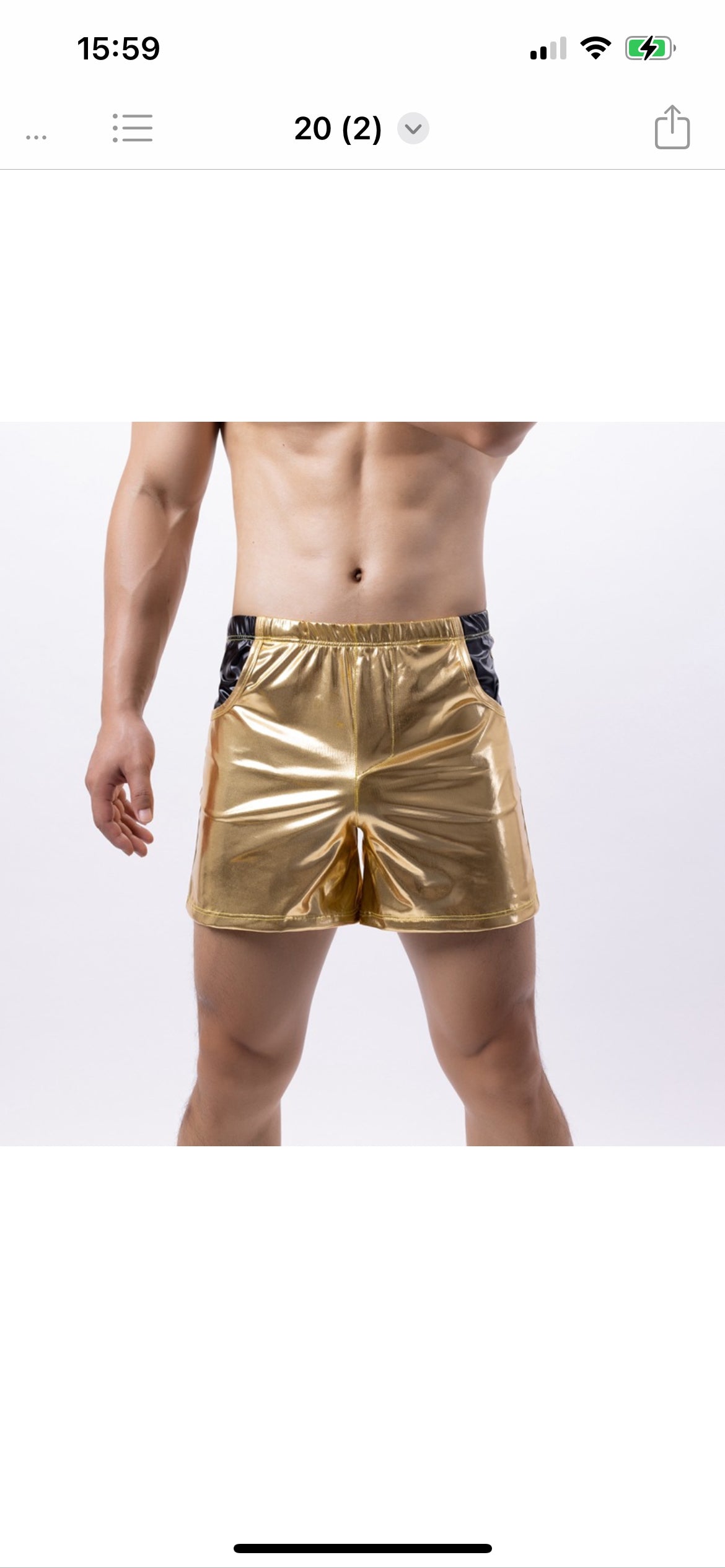 Guldfärgat partyset eller festdräkt, armlös hoodie och shorts i guld