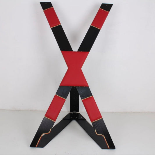2 Meter hohes BDSM-Kreuz, Sexmöbel oder Sexkreuz. Auf Bestellung gefertigter Artikel