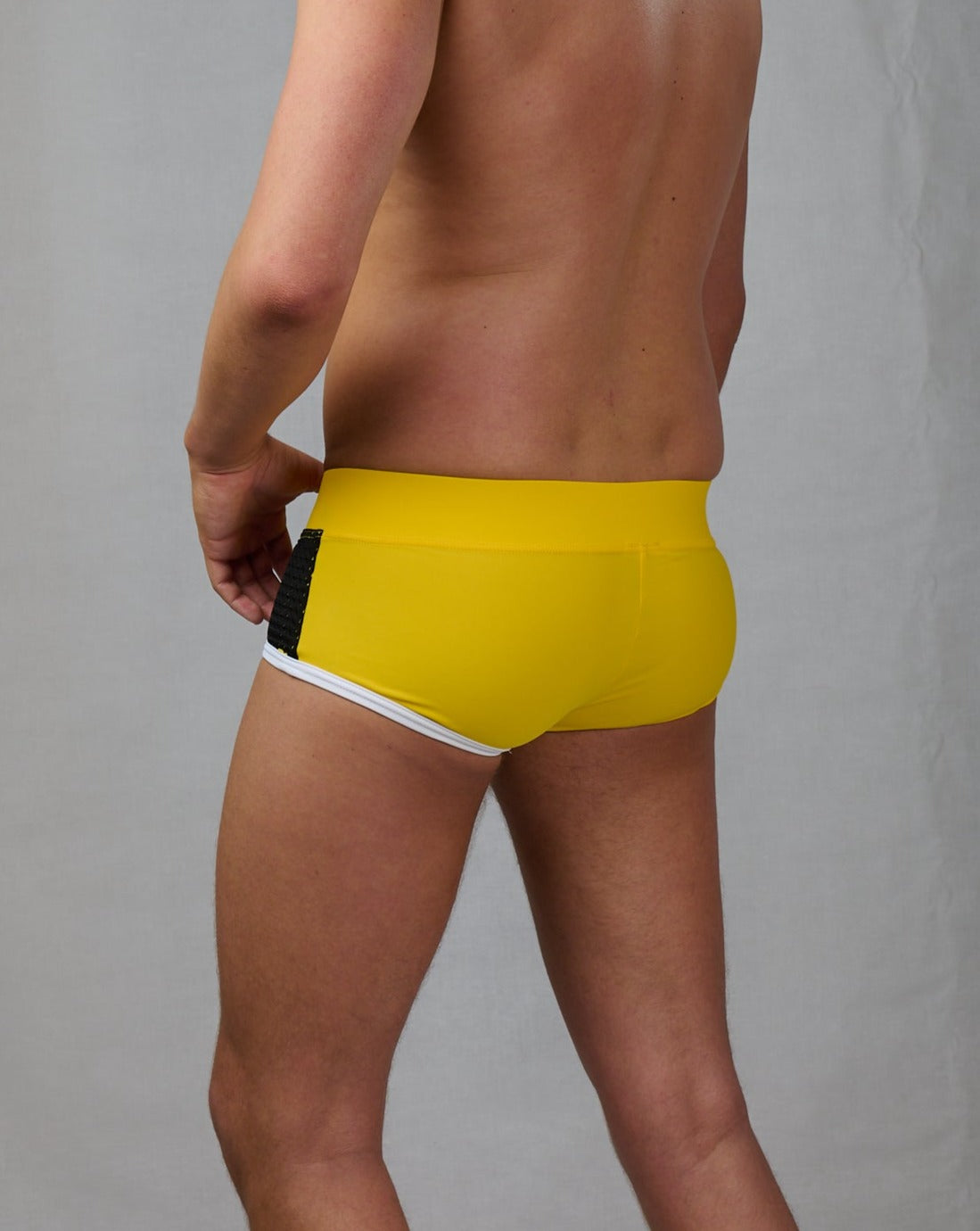 Swimming trunks or swim trunks with push-up effect