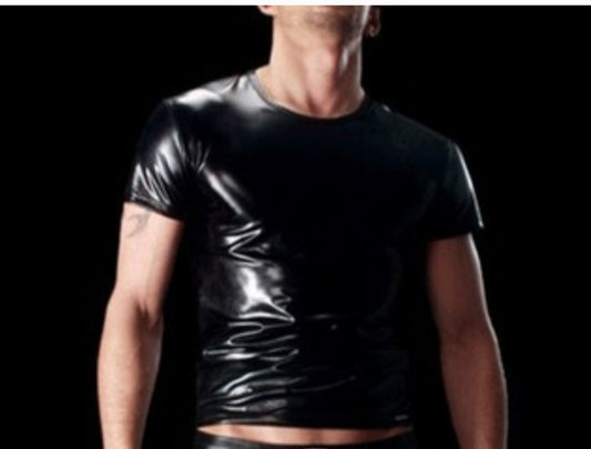 T-shirt or rubber shirt in synthetic rubber
