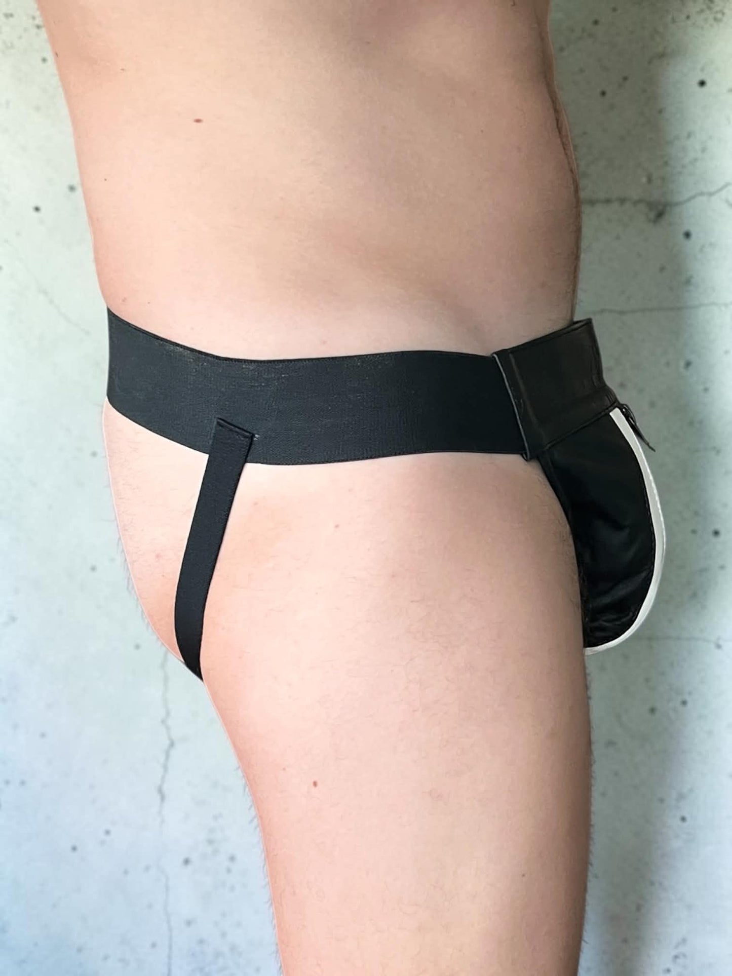 Jockstrap i läder, svarta och vita
