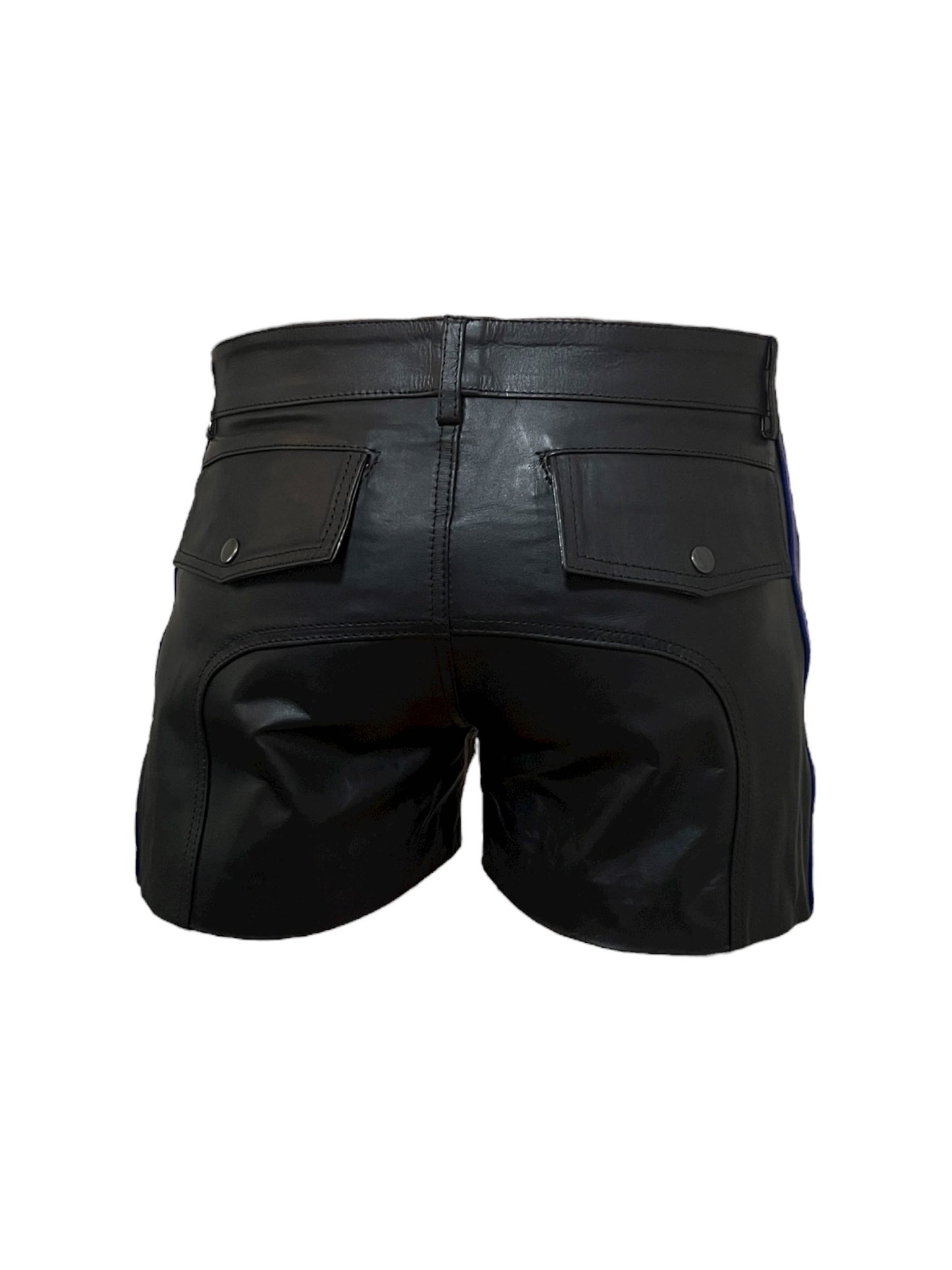Shorts i riktigt läder, svarta skinnshorts med blå revärer, BDSM och gay