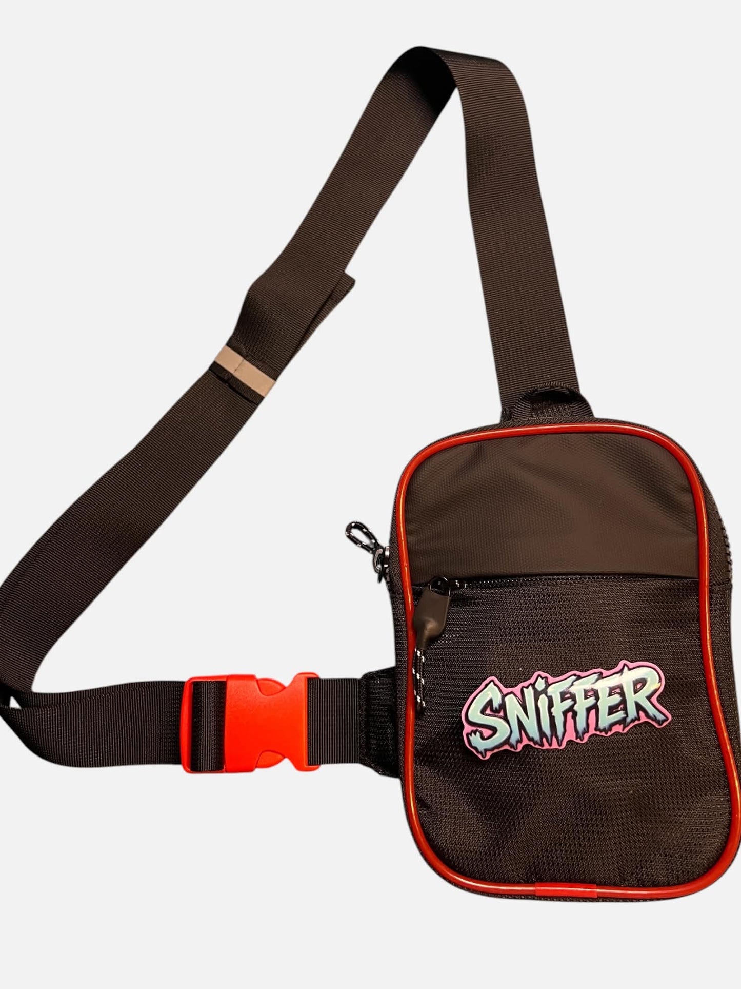 Chest bag, sling bag, i svart och rött med olika 3d tryck som GAYMER, EWW KEEP YOUR KIDS AWAY mfl