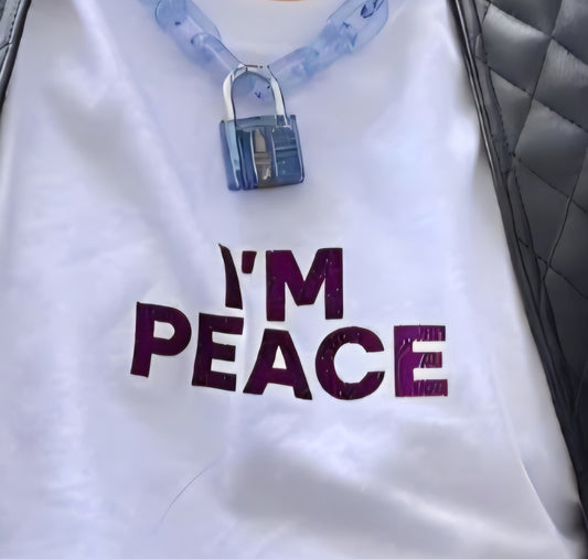 T-shirt med tryck "I come in peace" samt "I'm peace"