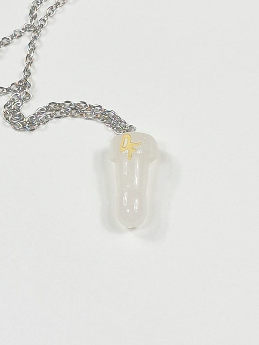 Necklace of semi-precious rock crystal or clear quartz