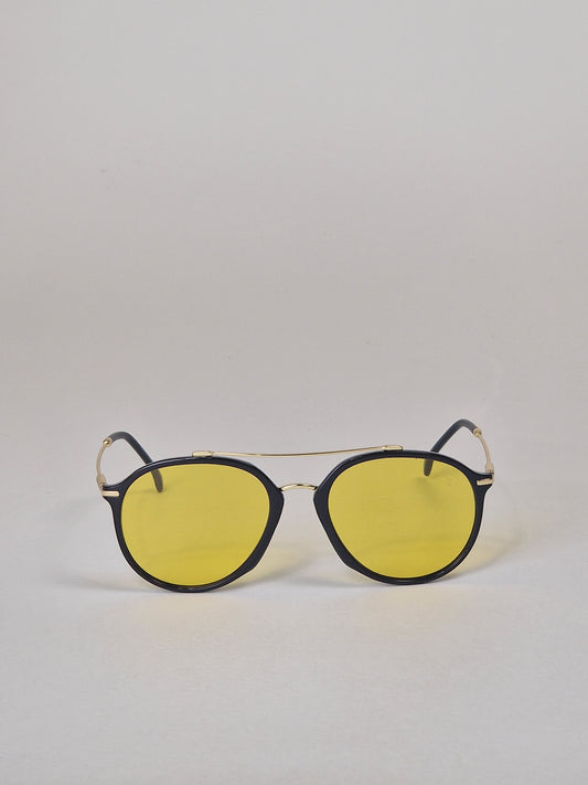 Sunglasses with yellow tinted polarized lenses No.20