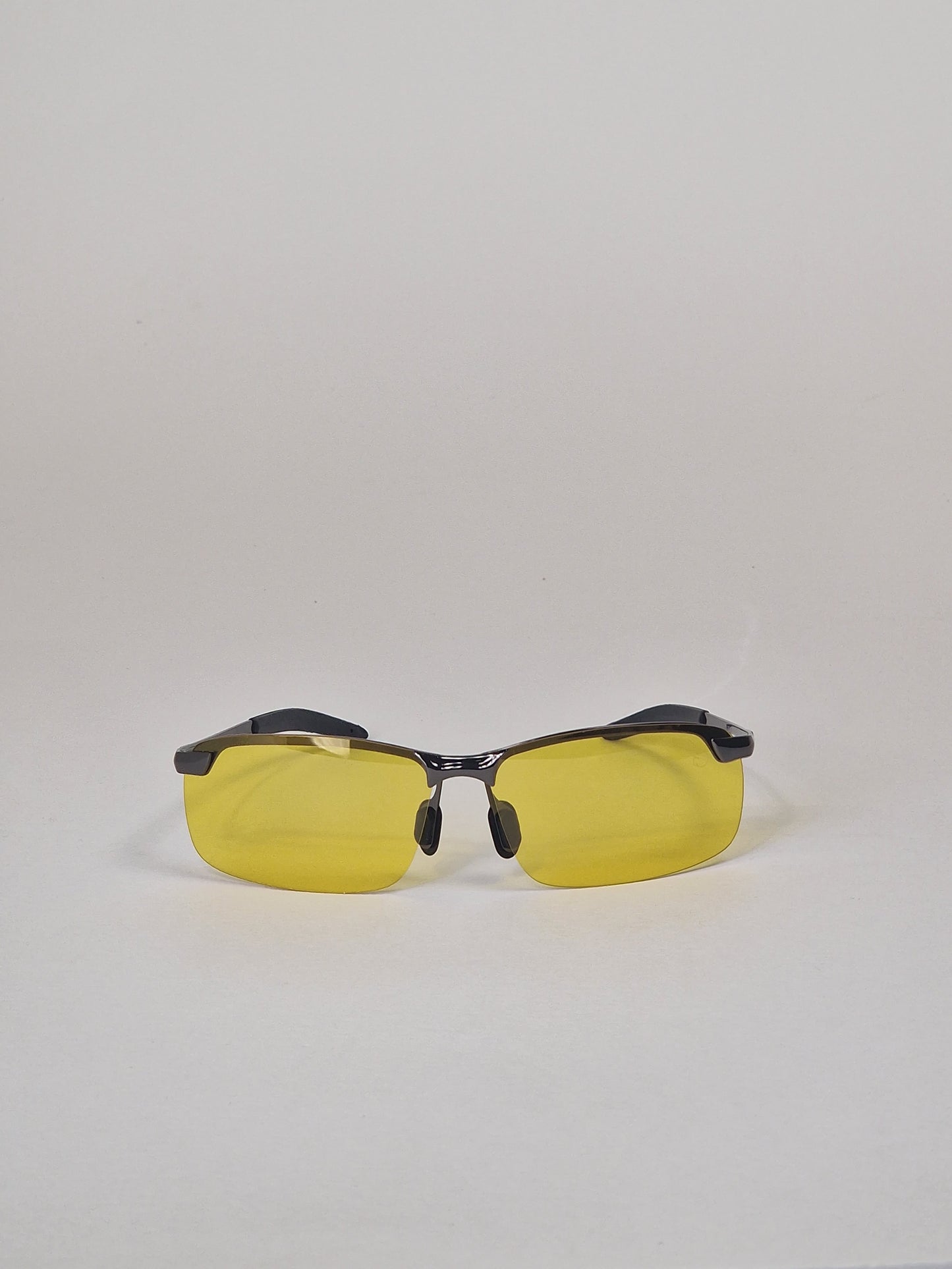 Sunglasses, model 22 - Yellow tinted.