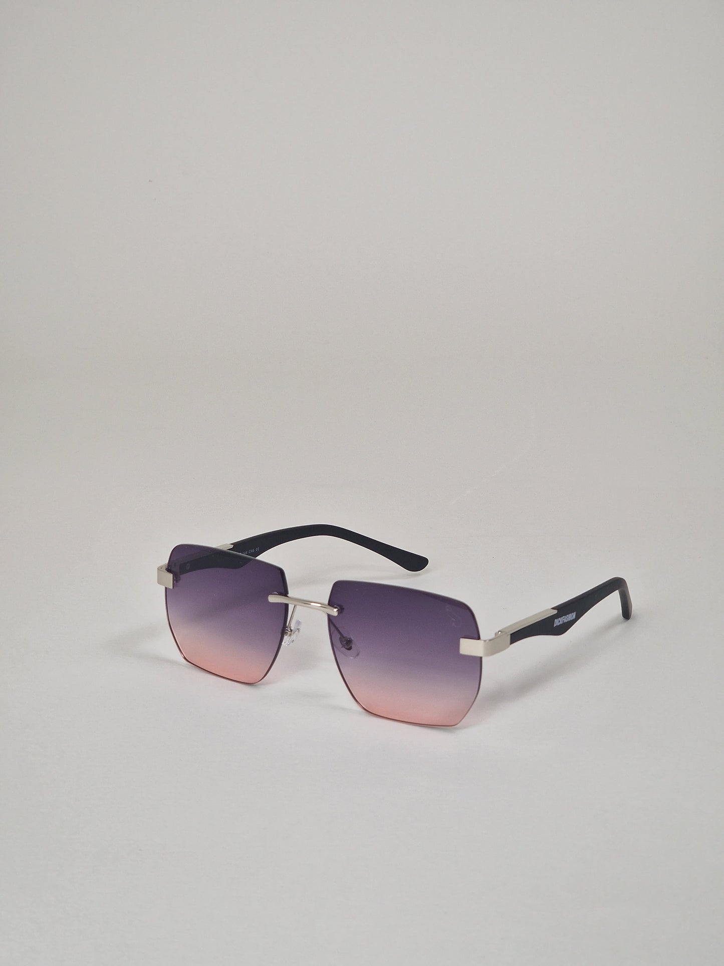 Sunglasses, model 41 - Lilac tinted.