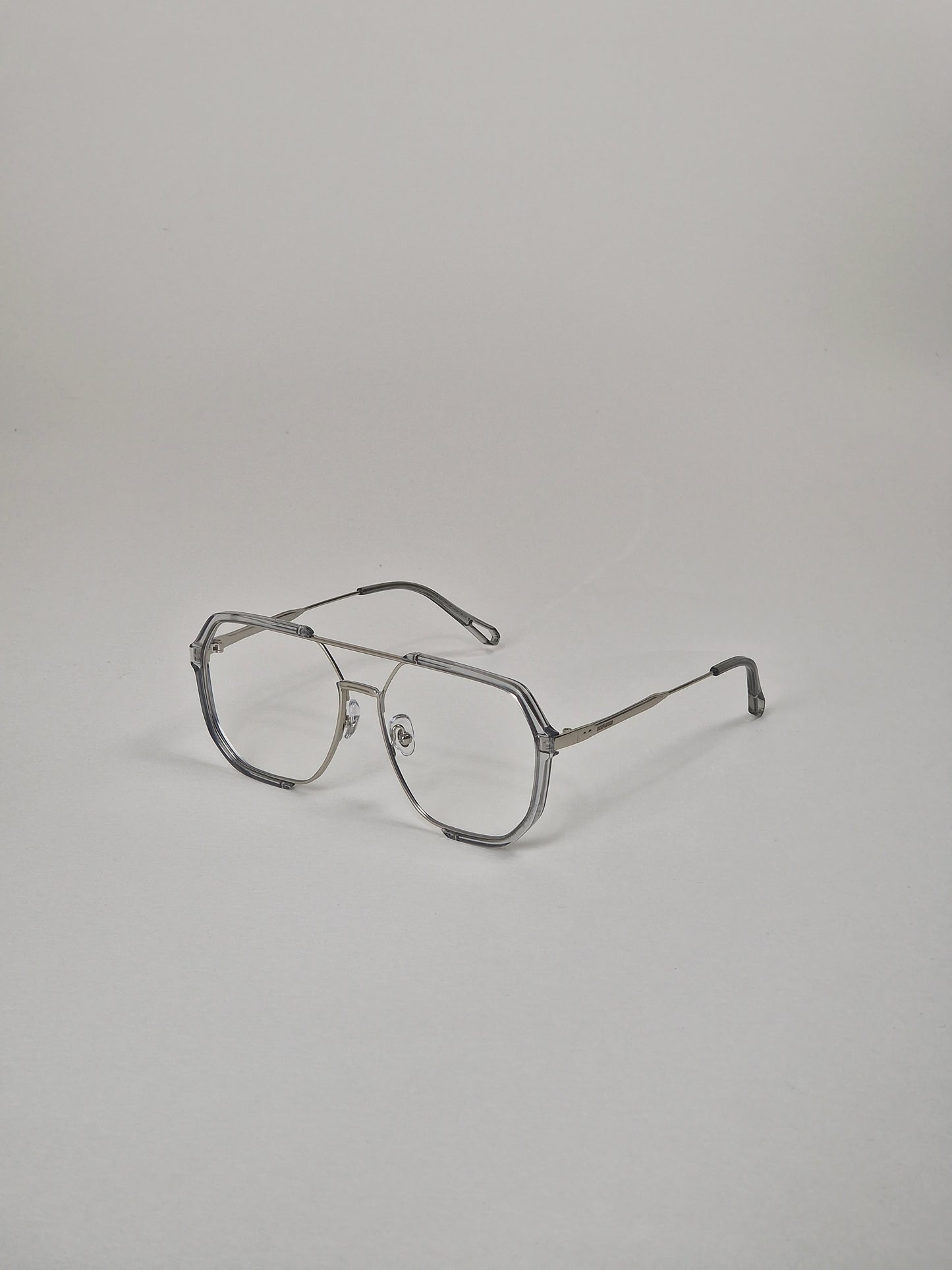 Sunglasses, model 42 - Window glass