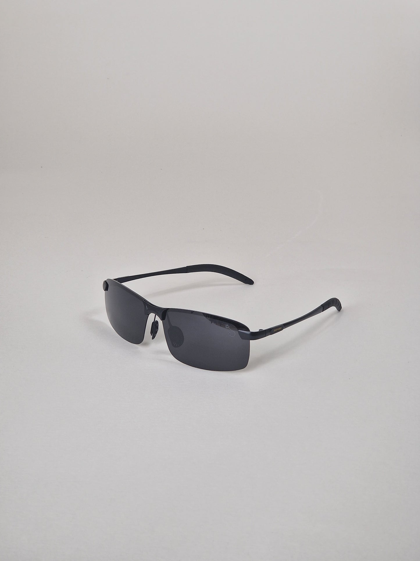 Sunglasses, model 36 - Black tinted.
