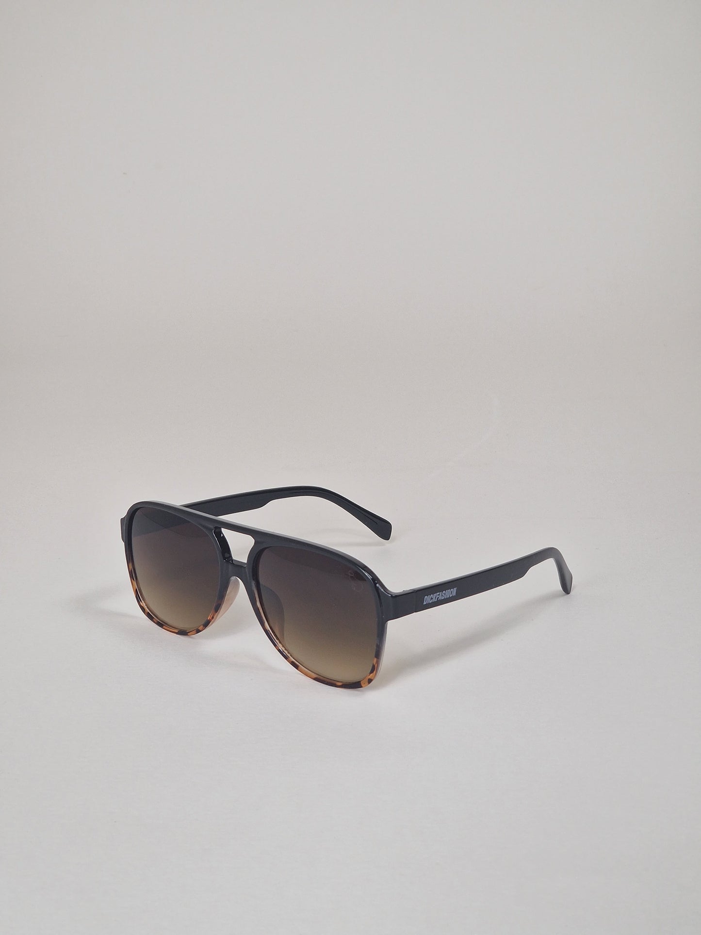 Sunglasses, model 46 - Brown tinted.
